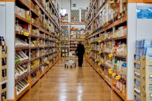 corsie del Cash&Carry Gros Market Rivoli
