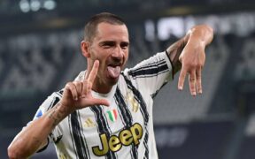 Leonardo Bonucci al ristorante